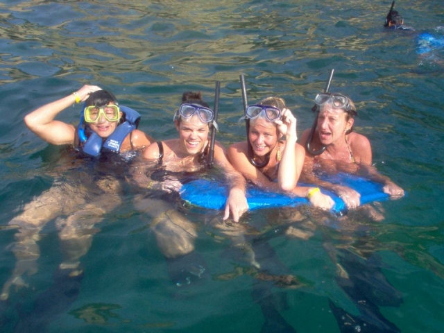  snorkeling con gli amici 